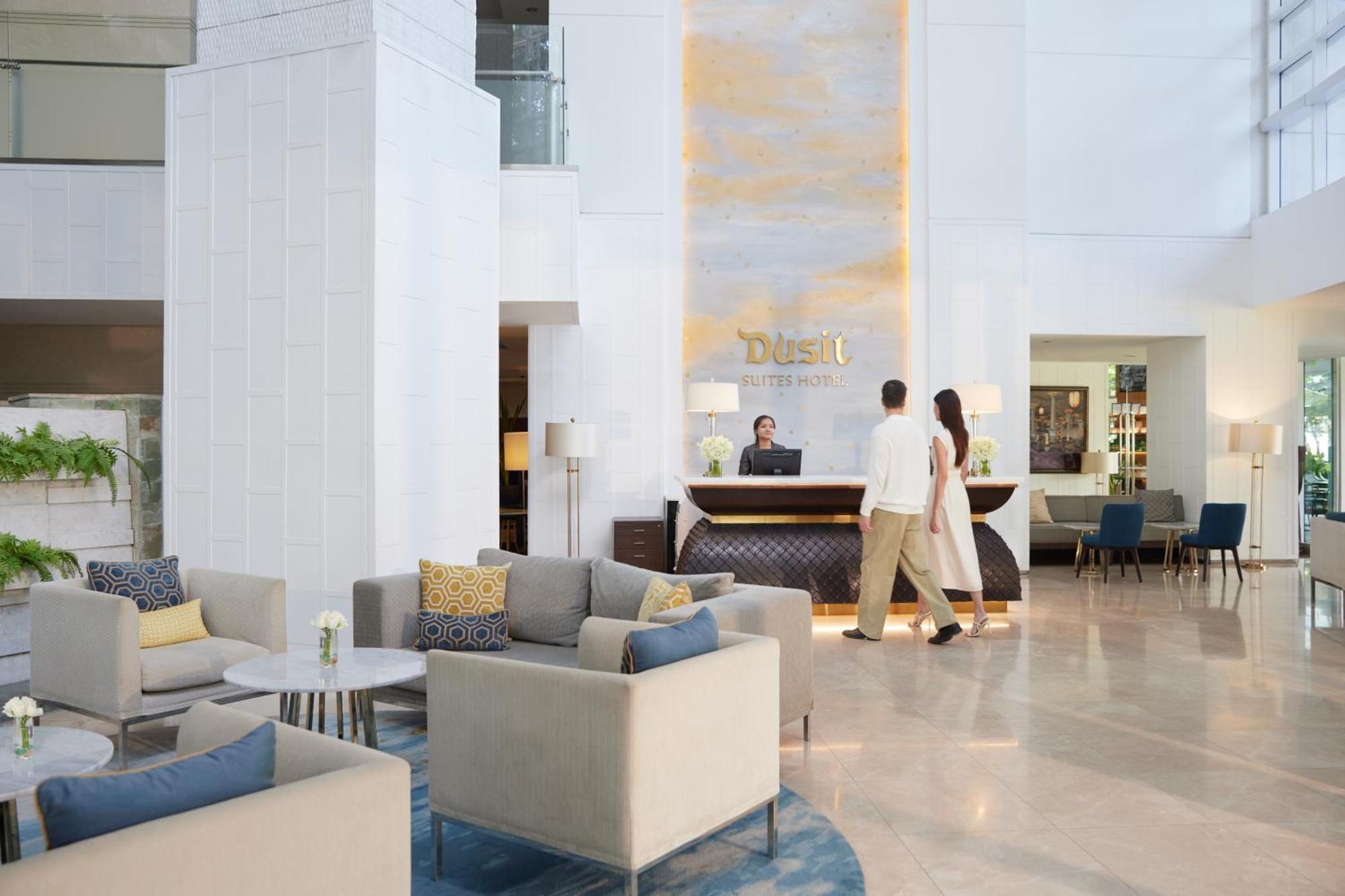 Dusit Suites Hotel Ratchadamri, Bangkok Exterior foto Lobby