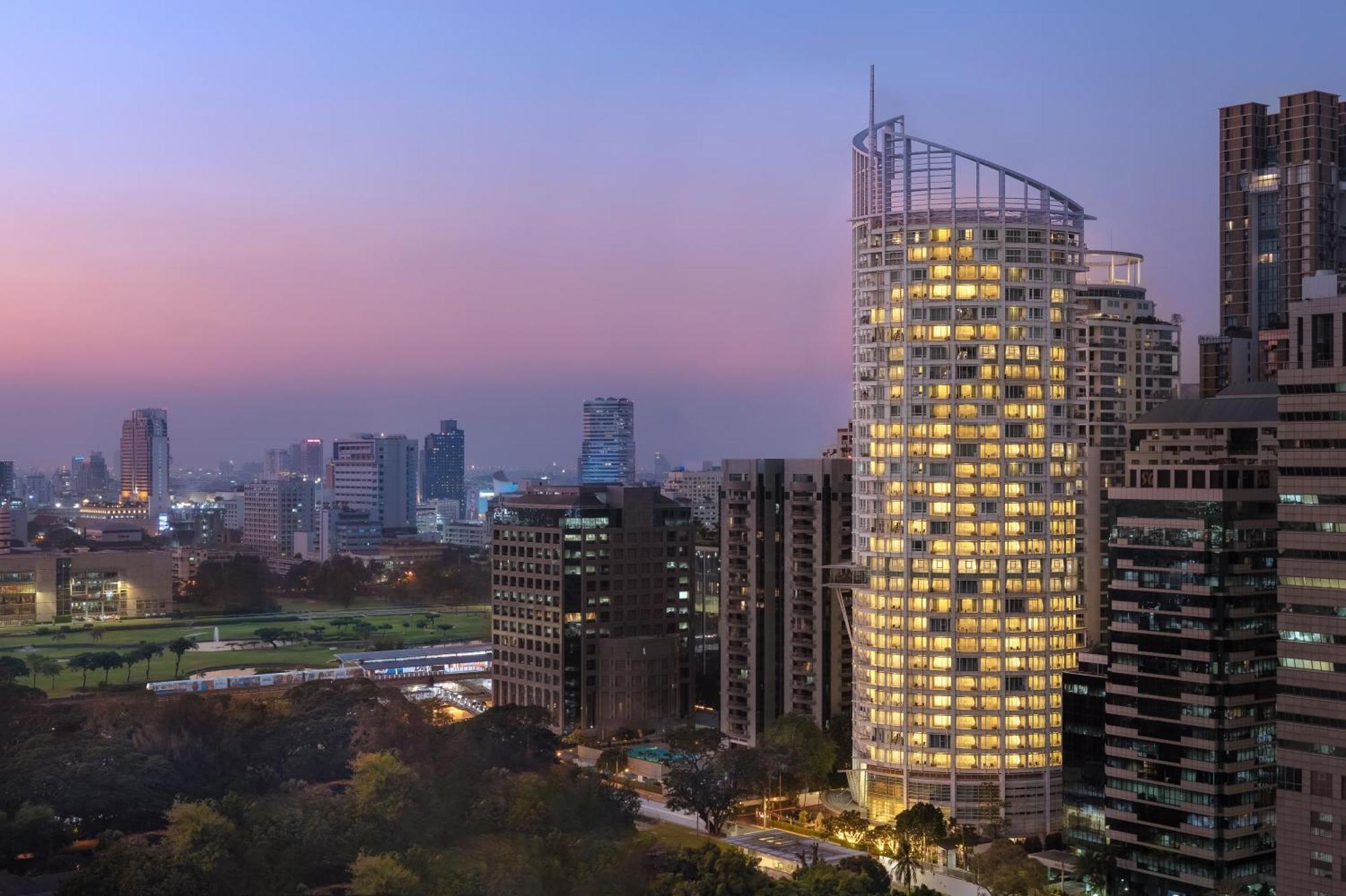 Dusit Suites Hotel Ratchadamri, Bangkok Exterior foto Residential buildings in Gurgaon